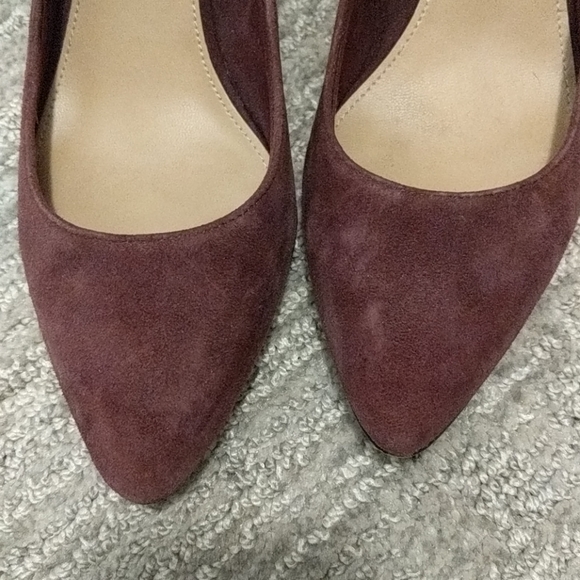 Gap Suede Heels - Picture 4 of 4